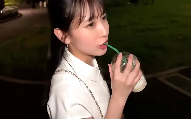 免费无遮挡 被老汉 国产精品久久 Blushing beauty with perfect curves shudders through intense creampie