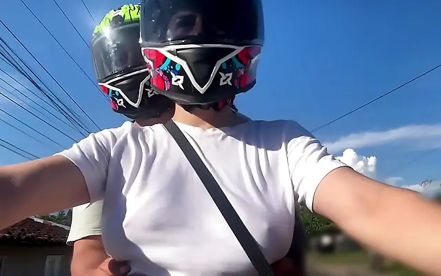 Picked up a DIDI rider in Colombia and she noticed my huge natural assets