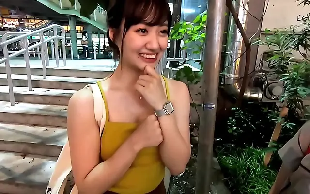 久久人妻 成人精品 免费人成 未删减 Staircase Seduction with Sweet Servicing Yuki in Shibuya Part 1