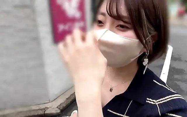 三级三级三级 人做爰视频 无码久久 Bed bouncing hard as amateur cutie takes creampie after reunion sex