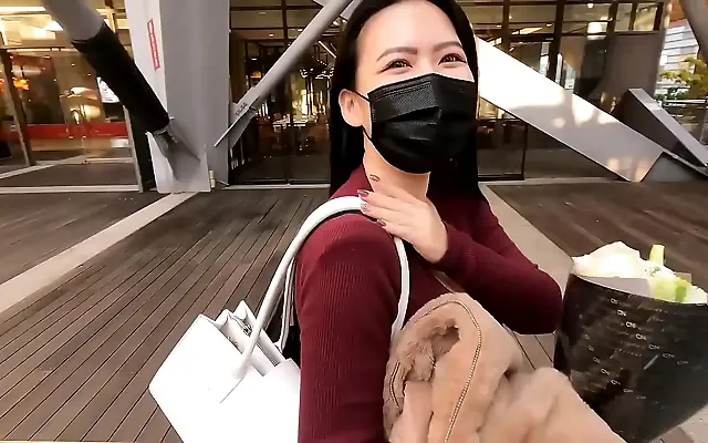 三区免 被黑人 精品A Silk Sheets Slide Off Nina&rsquo;s Curves in Valentine Heat