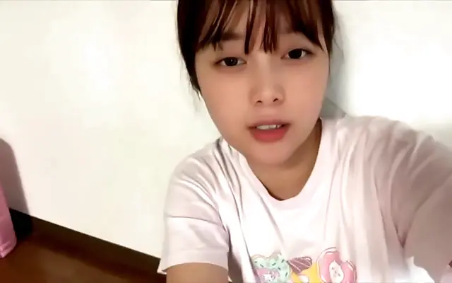 进去 亚洲中文字幕 爽爽 一级特黄 Sweat-slicked skin craving her tongue tonight&rsquo;s solo act begins