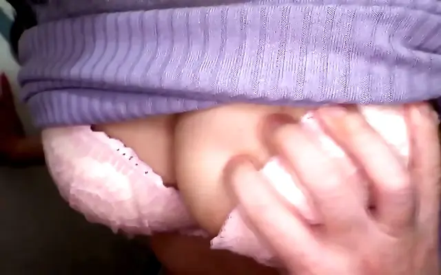 Morning blowjob bliss with a sexy young amateur ends in cumshot delight